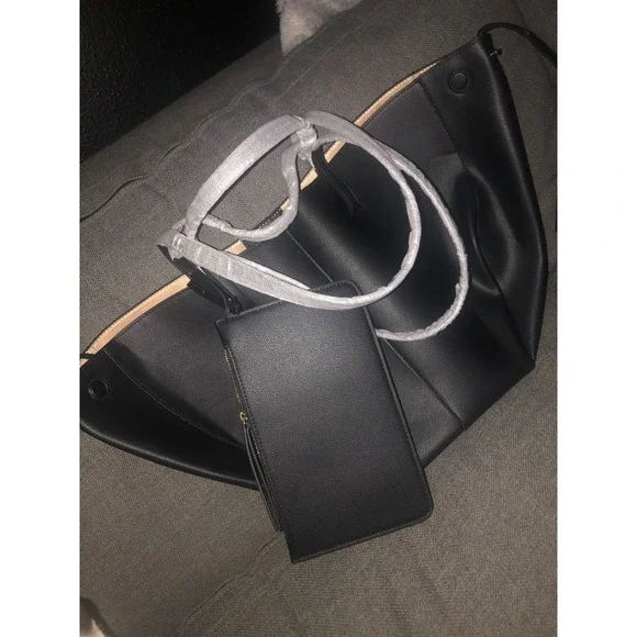 Leather Women's Tote - NEW - Suede Inside - Wallet Included - Picture 4 of 5